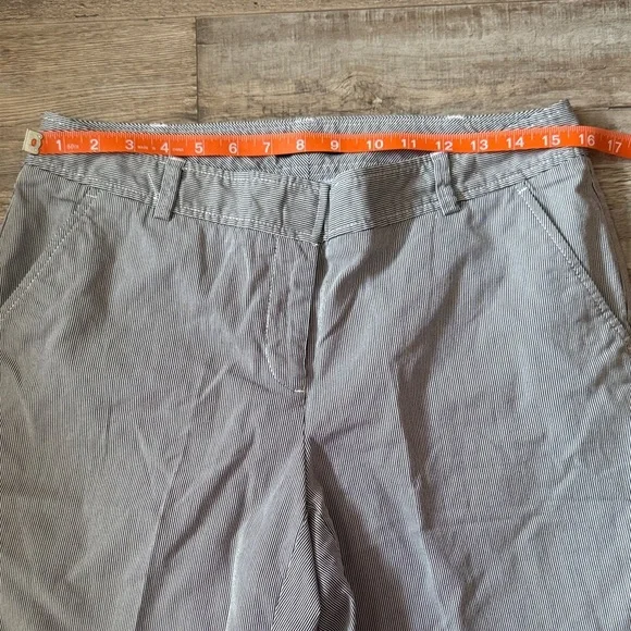 Lands' End Casual Shorts Size M - Picture 6 of 9